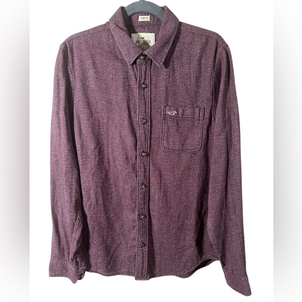 Holister Men’s knit button up, warm flannel shirt in plum/Maroon color - Size L